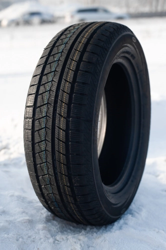 фото протектора и шины ICEPIONEER 868 Шина ZMAX ICEPIONEER 868 185/60 R14 82T