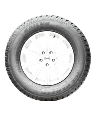 фото протектора и шины Ice Blazer WST2 LT Шина Sailun Ice Blazer WST2 LT 235/60 R18 107T